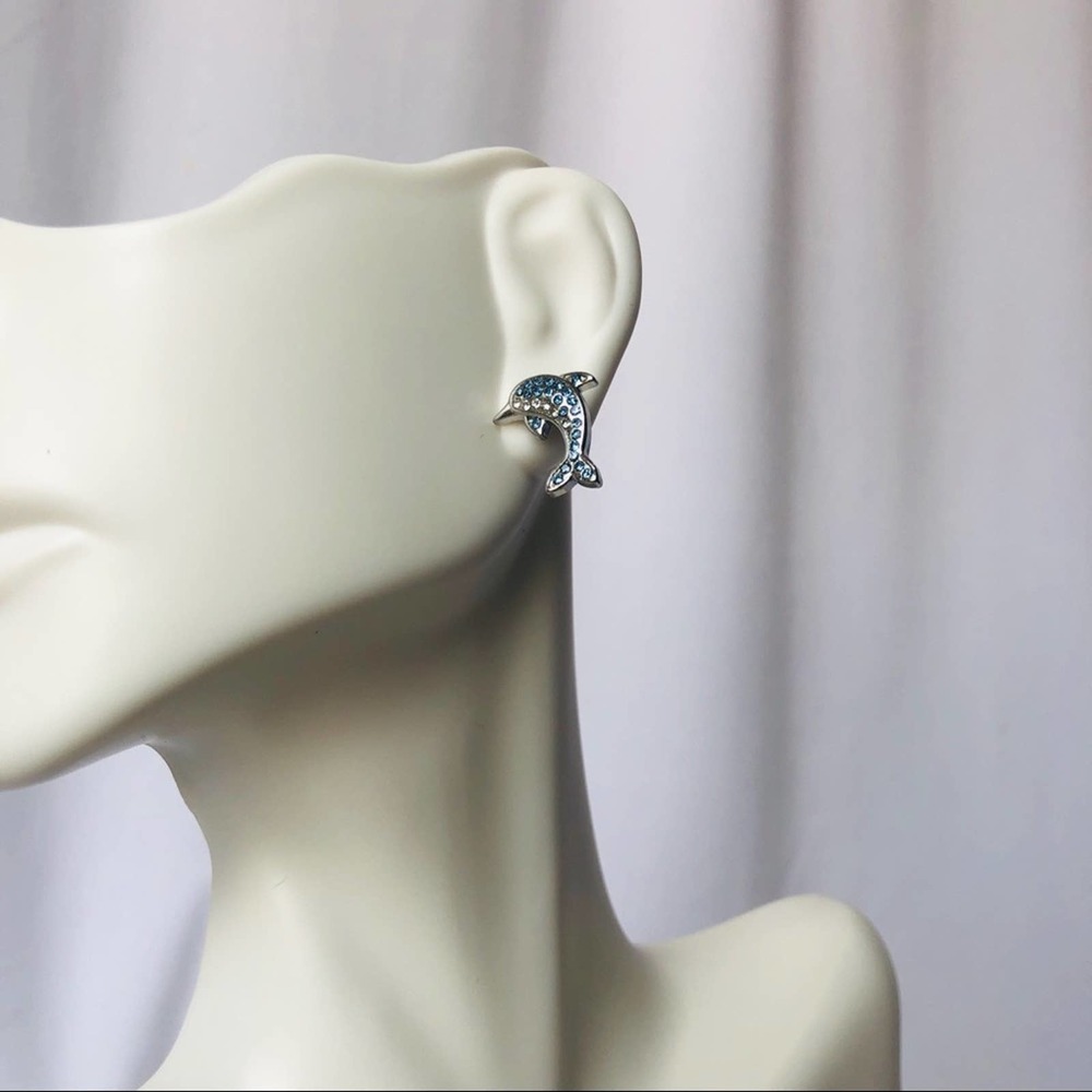 Dolphin crystal rhinestone silver earrings, New - Picture 12 of 14